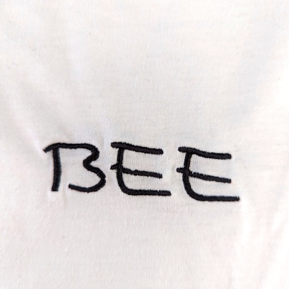 White T-Shirt with Embroidery "Bee" - Picture 2 of 5